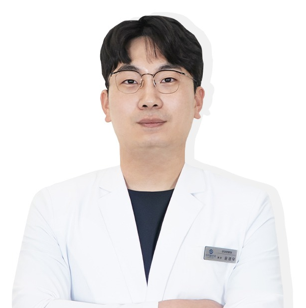윤경우