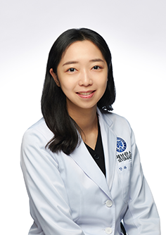 김진영