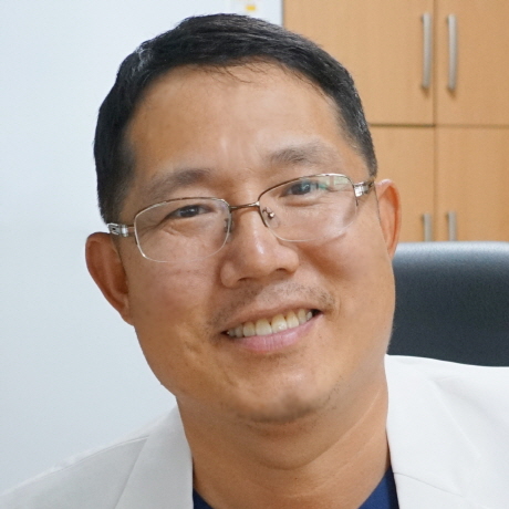 뇌신경외과김종규_.jpg