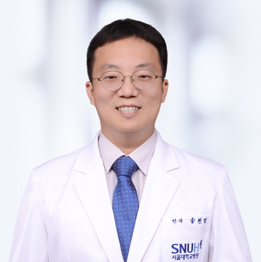 소아안과송현범_.jpg