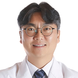 심장내과이현욱_.jpg