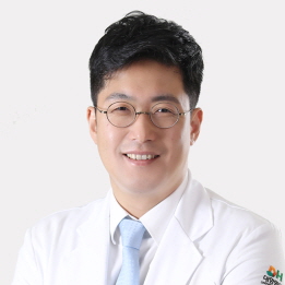 외과정성엽_2.jpg