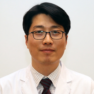 콩팥내분비내과최준석_.jpg