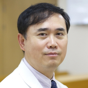 호흡기내과윤성호_1.jpg